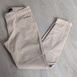 Hollister Mid-Rise Super Skinny Jeans